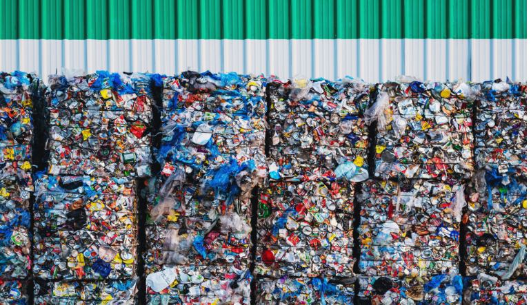 Global Green Law Gridlock: Navigating US EPR Legal Battles and the EU's Impending Plastic Export Ban