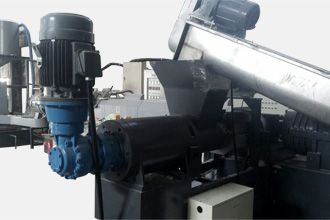 Side Feeding Plastic Recycling Machine