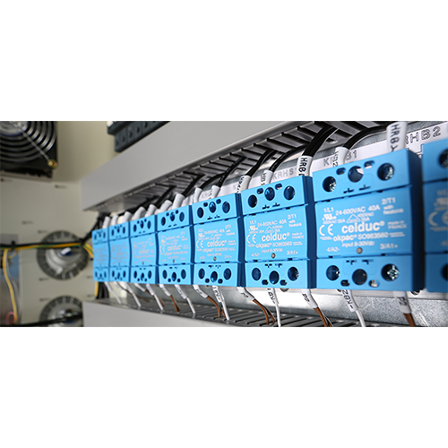 Single-Stage Injection Stretch Blow Molding Machine