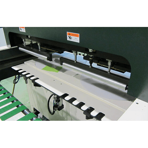 Gripper folding system